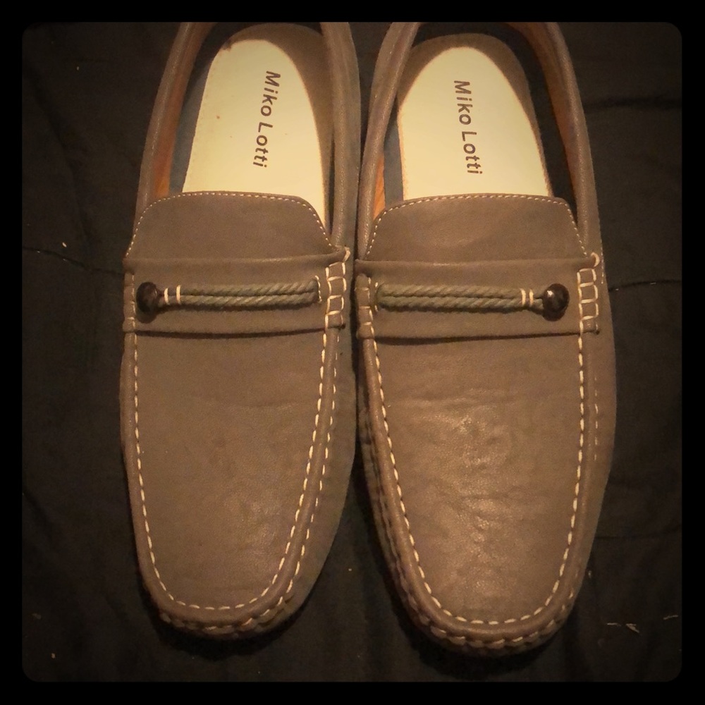 Mike Lottie loafers size 11 need gone 🅿️ hmu